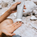 DOLOMIA Botanical Fit Körperpeeling